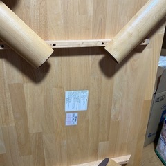 ニトリ　折りたたみ式テーブルの画像