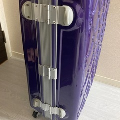 スーツケースの画像