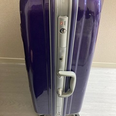 スーツケースの画像