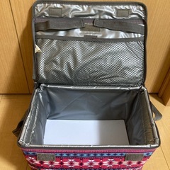 Camping Field クーラーバッグの画像