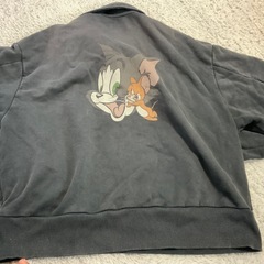 トムとジェリー　トレーナー　ジーユー　サイズM 総丈46、袖丈52、身幅49センチの画像