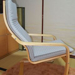 未使用品 IKEA POANG ポエング パーソナルチェア バーチ材突き板 クニーサ ライトベージュ 1脚の画像