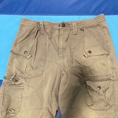 リーボックのリュック、A/Xの半ズボン、ドリガバの半袖シャツ、4Lのジャンパーの画像