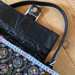 ⭕️レトロ柄★ハンドバッグの画像