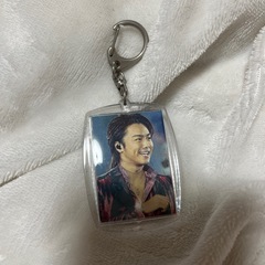 EXILE 缶バッジ  写真キーホルダーの画像