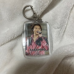 EXILE 缶バッジ  写真キーホルダーの画像