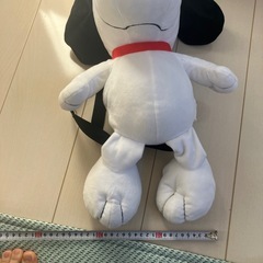 リュックにもなるスヌーピーのぬいぐるみの画像