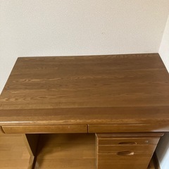 学習デスクの画像