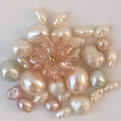 淡水パール　30粒　両穴　ジルコニア雪の結晶　ハンドメイド素材　パール　真珠　淡水パールバロック　の画像