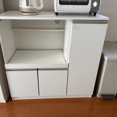 【無料】ニトリ 食器棚＋キッチンカウンター／
21（日）午後限定・両方引き取りの画像