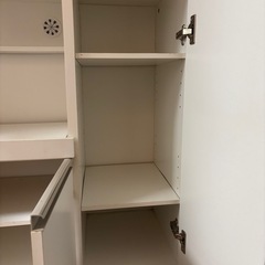 【無料】ニトリ 食器棚＋キッチンカウンター／
21（日）午後限定・両方引き取りの画像