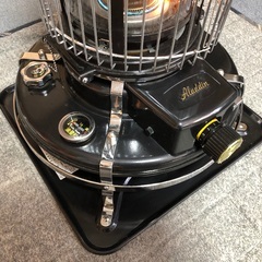 石油ストーブ  アラジン  BF3903  自然通気開放型灯油ストーブの画像