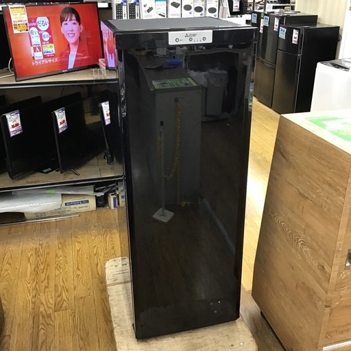 #L-30【ご来店頂ける方限定】MITUBISHIの冷凍庫です