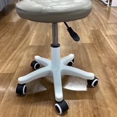 高さ調整可能丸椅子【町田市再生家具】1220の画像