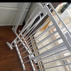 トリプルロック スライド式ベビーゲート 75-189cm ホワイトの画像