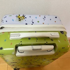 子供用スーツケースの画像