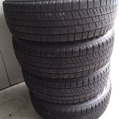 スタッドレスタイヤ ブリジストンvrx2 175/70r14の画像