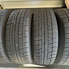 セレナに装着してたスタッドレスの画像