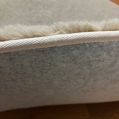 美品　ニトリ　アクセントラグ  円形　カーペット　ウサギS2の画像