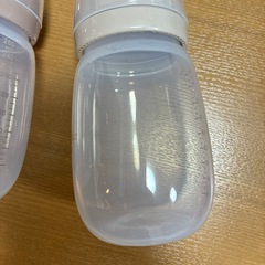 【美品】スリーコインズ　哺乳瓶3個まとめての画像