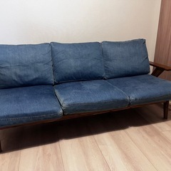 デニム3人掛けソファーの画像