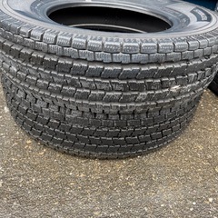 無料　175/80R14 スタッドレスタイヤの画像