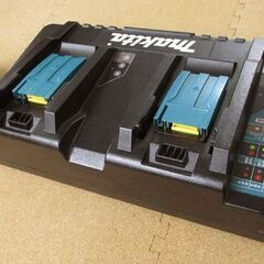 マキタ 2口急速充電器 DC18RD 7.2-18V用 2本同時充電可能 makita バッテリー用 14.4V 札幌市北区屯田の画像