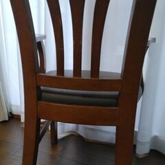 ダイニングテーブル・椅子６脚セットの画像