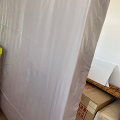 ダブルベッドの画像