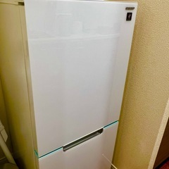 2023年製 シャープ SHARP ガラスドア 冷蔵庫 クリアホワイトの画像