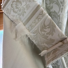 遮光カーテン　腰窓用　2枚セットの画像