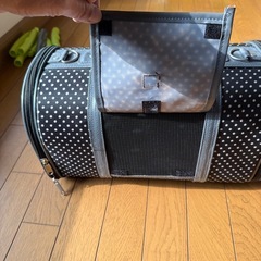 犬猫用キャリーケース
の画像