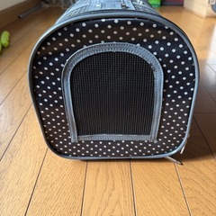 犬猫用キャリーケース
の画像