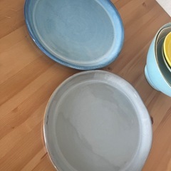 食器(皿、どんぶり)の画像
