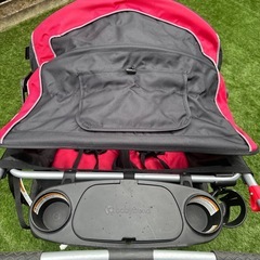 Babytrend 2人乗りベビーカー、バギーの画像