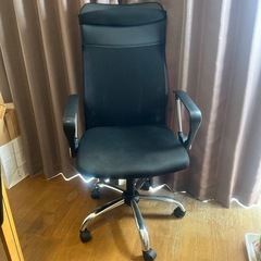 リクライニングオフィスチェアの画像