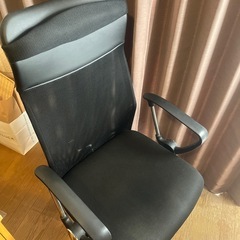 リクライニングオフィスチェアの画像