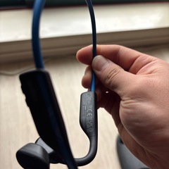 Shokz（旧AfterShokz） オープンイヤー型イヤホンの画像