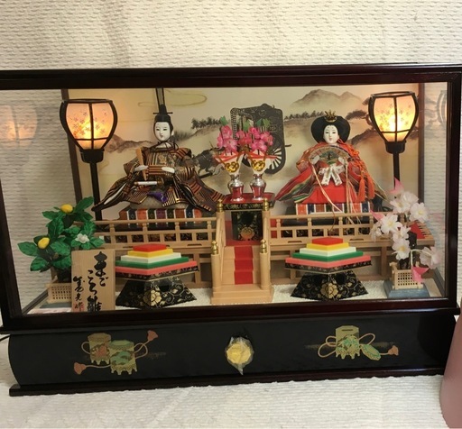 ガラスケース入り　
お雛様　ビンテージ品　骨董品