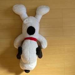 スヌーピーぬいぐるみの画像