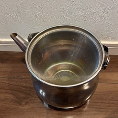 たっぷり　やかん　ザル付きの画像