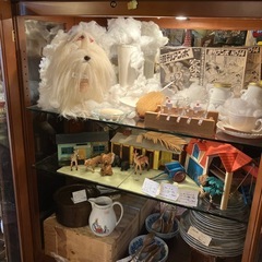 ガラス棚【F01027】の画像