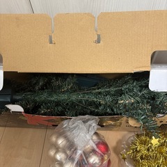 クリスマスツリー120cm オーナメント ライト付きの画像