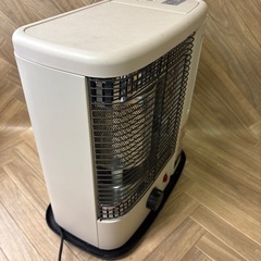 スチーム加湿機能付電気ストーブ QD213 2022年製の画像