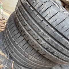 プリウスタイヤホイールの画像