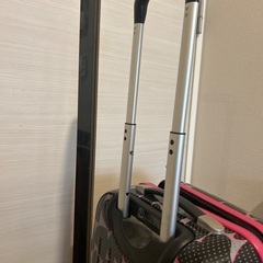 バービー　スーツケースの画像