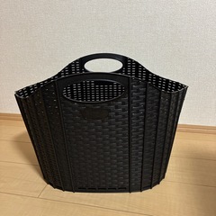 ニトリ 折りたためるランドリーバスケットの画像