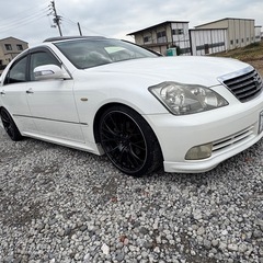 期間限定掲載売れなかったらオークションに来週出しますトヨタクラウンアスリート　50周年記念モデルの画像