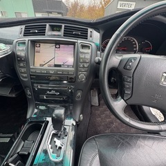 期間限定掲載売れなかったらオークションに来週出しますトヨタクラウンアスリート　50周年記念モデルの画像