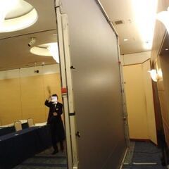 150インチ　組み立て式大型スクリーンの画像